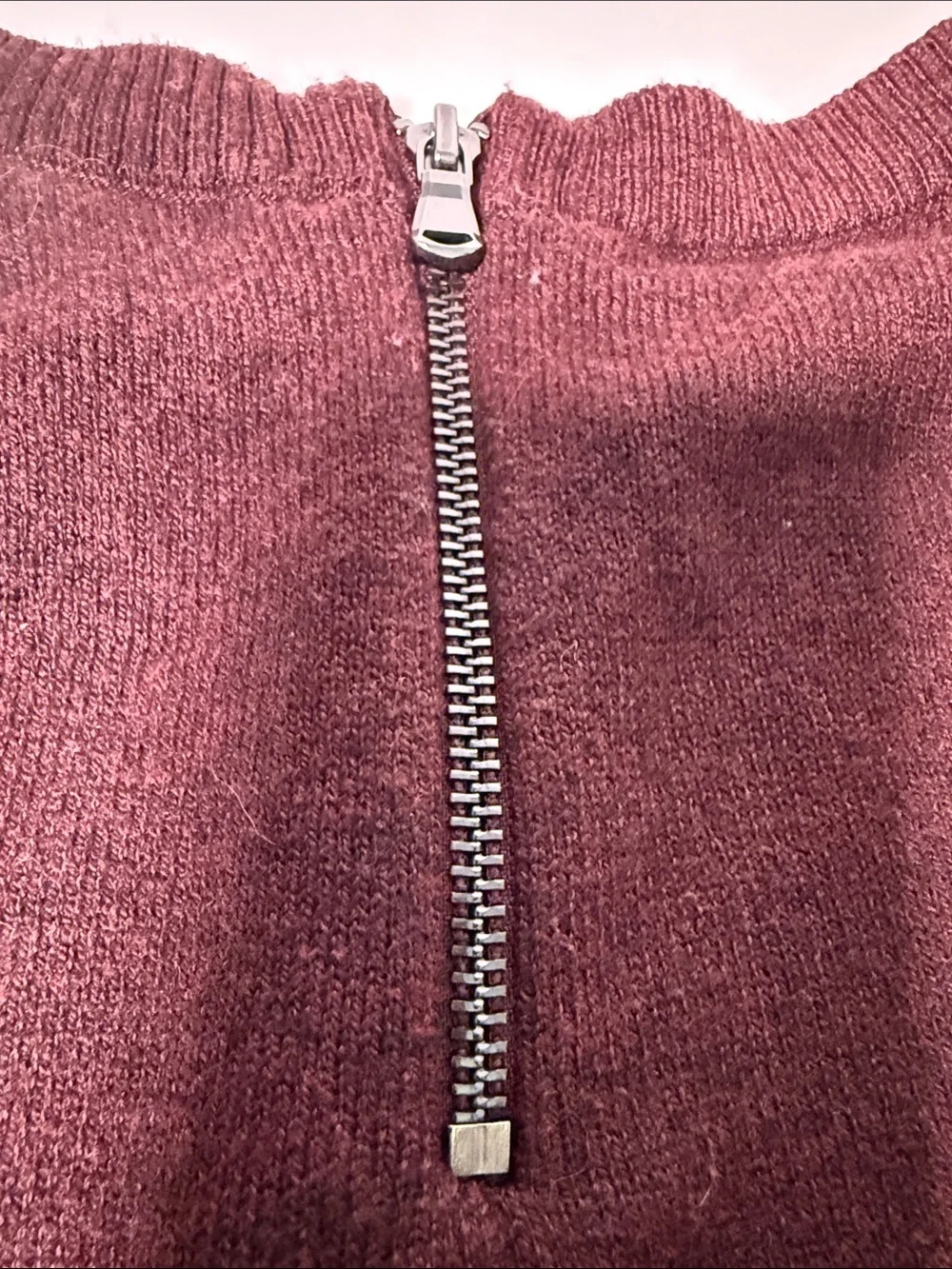 H&M Women's Crewneck Sweater - Burgundy